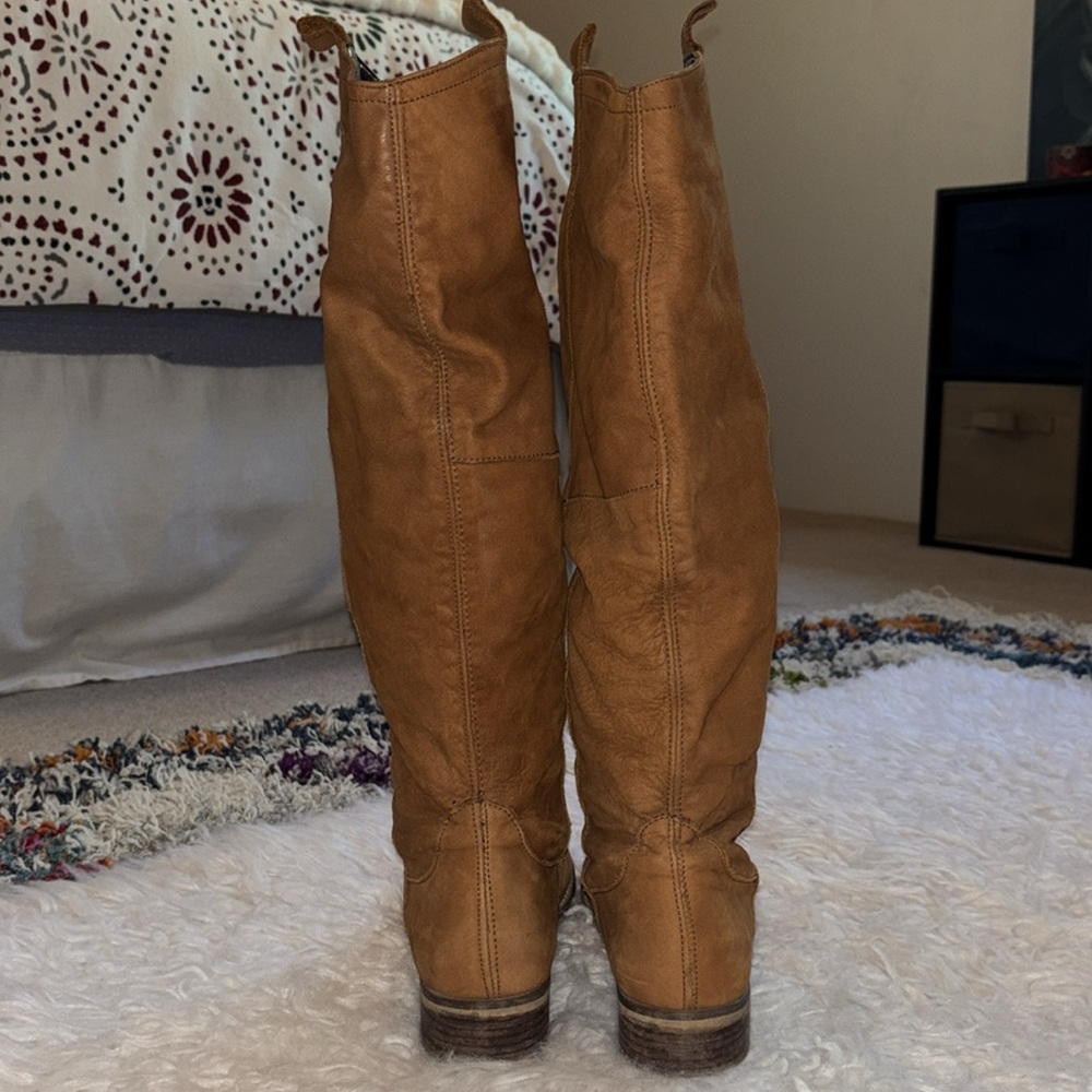 Steve Madden Bankker Pull-on Soft Leather Boots, Size 7.5 M - Picture 9 of 16